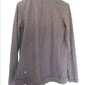 Lululemon Athletica Transform Wrap Sweater; Women's; size 4 Excellent condition